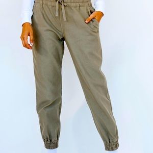 ARITZIA TNA ALIX JOGGERS TWILL ZIPPER POCKETS